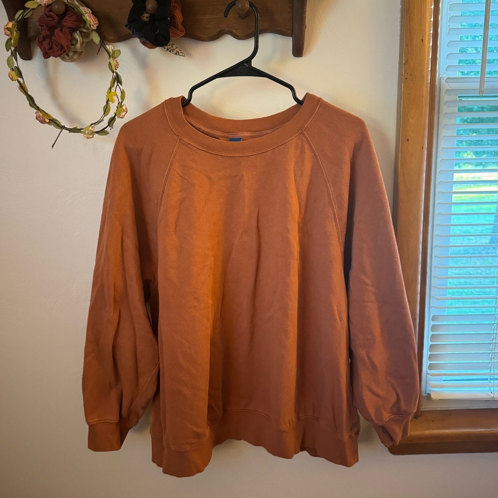 Old Navy Rust Colored Crewneck